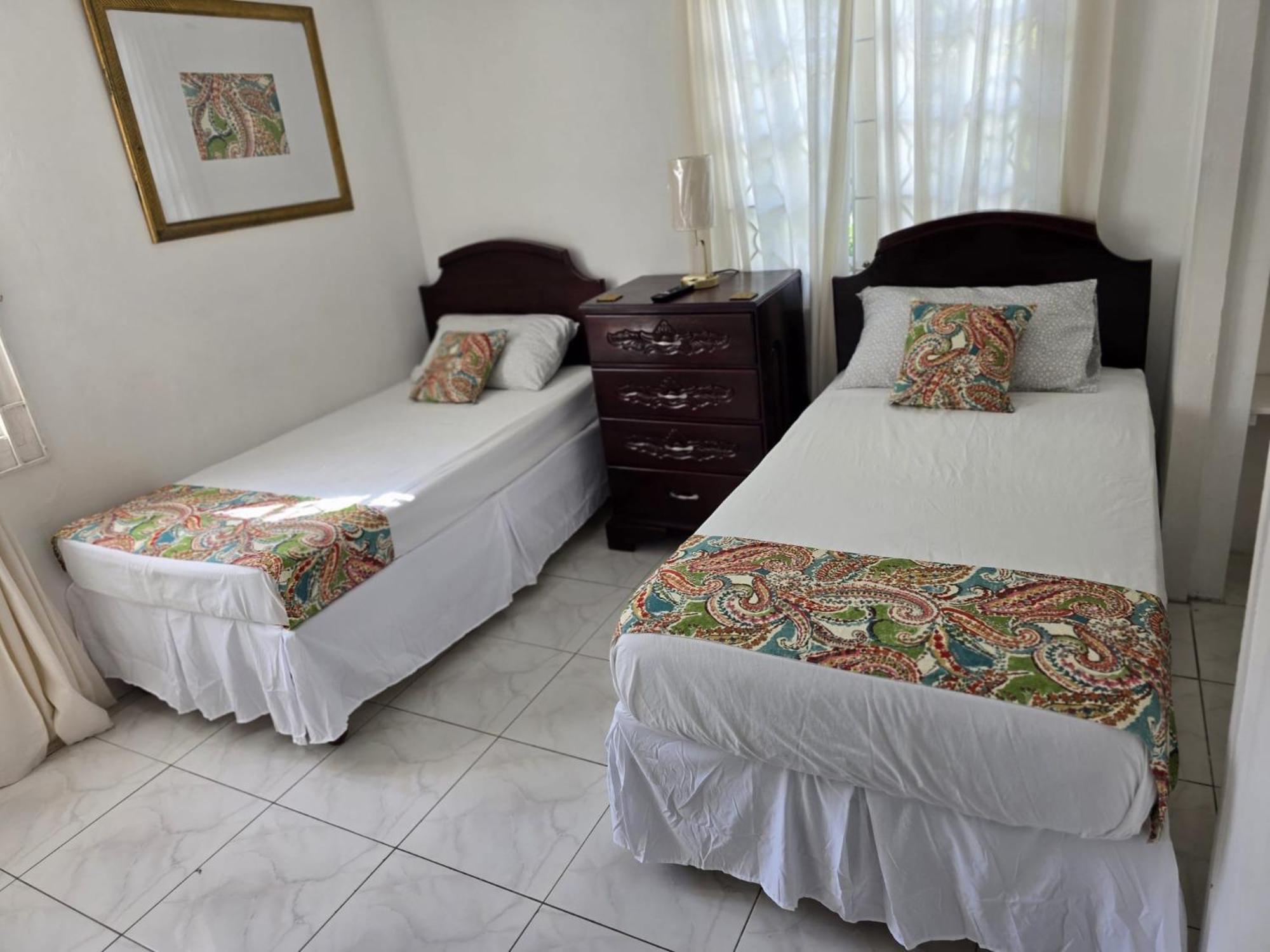 Paradise Palms Jamaica Vacation Rental Montego Bay Exterior photo