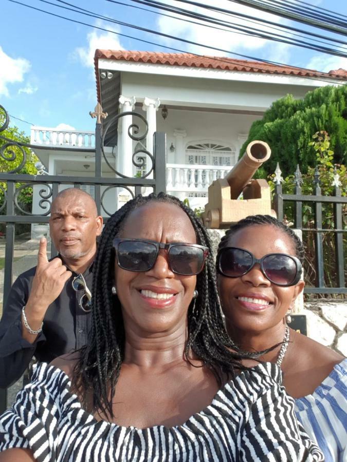 Paradise Palms Jamaica Vacation Rental Montego Bay Exterior photo